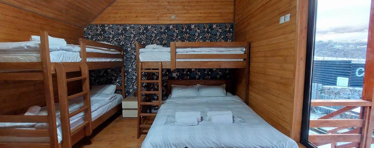 Guesthouse And Cottage Nicolo Stepantsminda Exterior photo