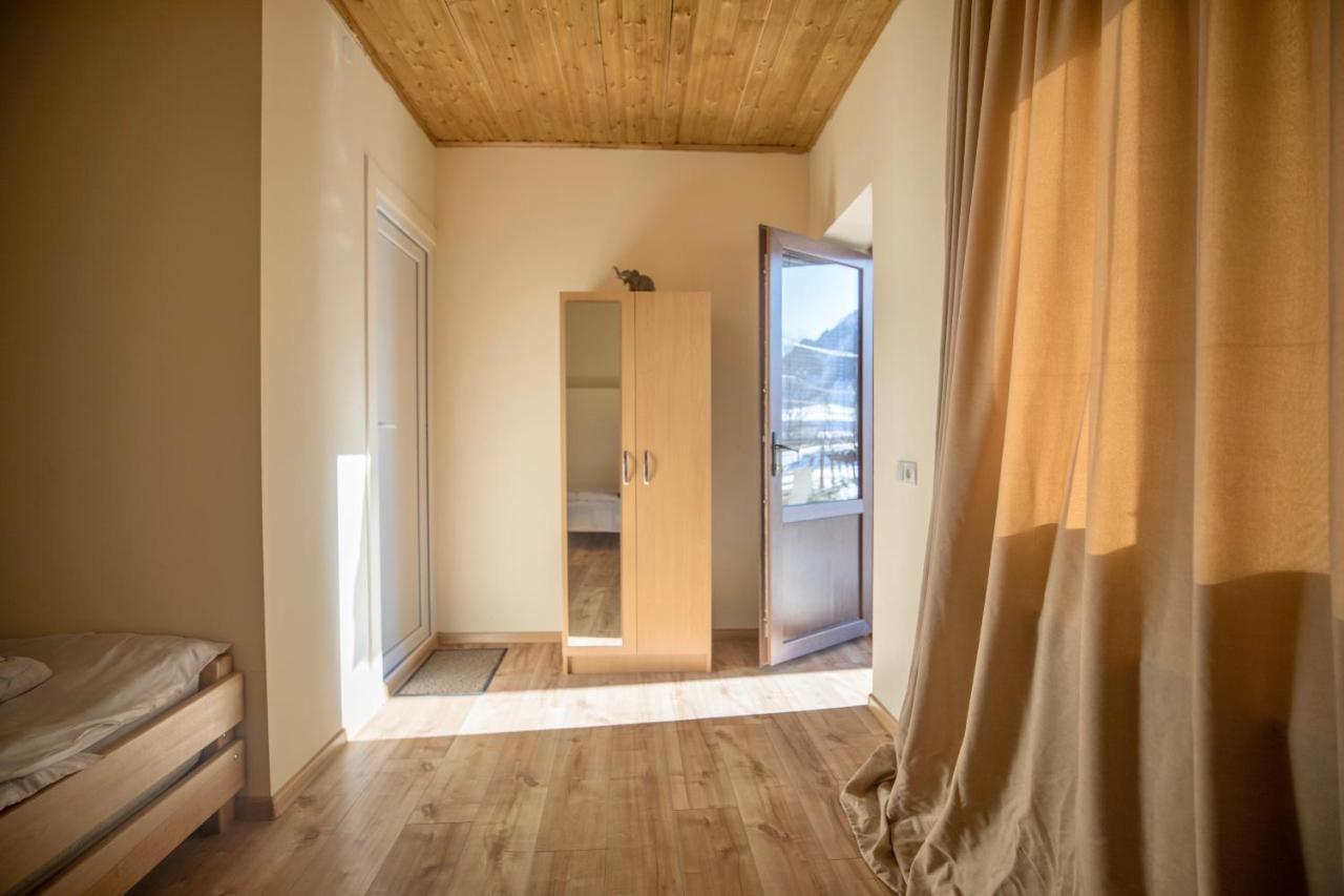 Guesthouse And Cottage Nicolo Stepantsminda Exterior photo